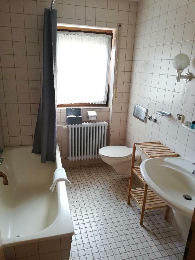 Gaestehaus Roessle Rötenbach エクステリア 写真