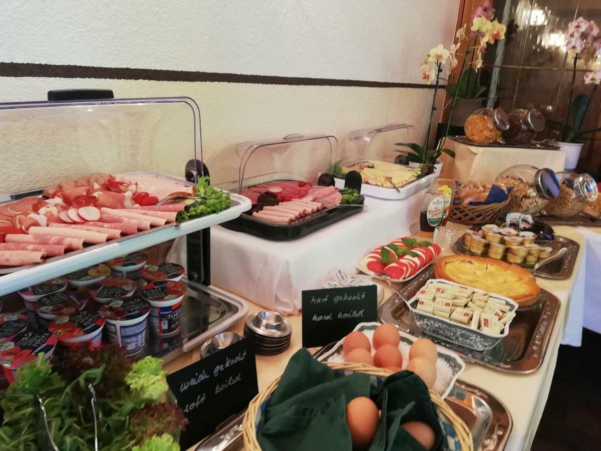 Gaestehaus Roessle Rötenbach エクステリア 写真