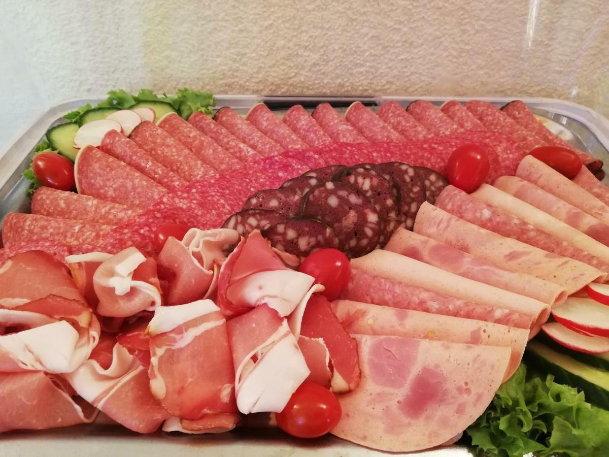 Gaestehaus Roessle Rötenbach エクステリア 写真